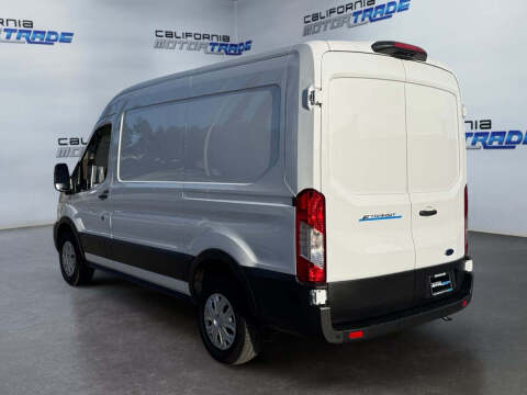2023 Ford E-Transit