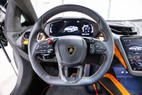 2025 Lamborghini Revuelto