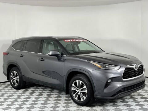 2021 Toyota Highlander for sale at Gregg Orr Pre-Owned Shreveport in Shreveport LA