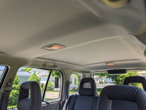 2004 Chevrolet Tracker