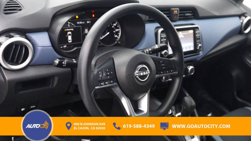 2023 Nissan Versa SV