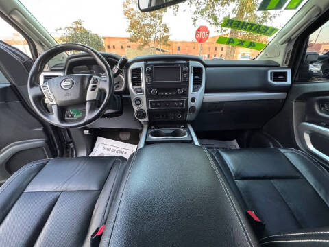 2017 Nissan Titan PRO-4X