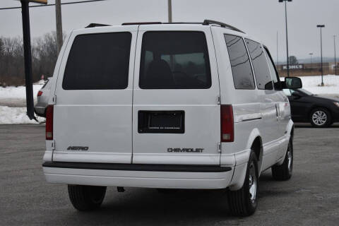 2002 Chevrolet Astro LS