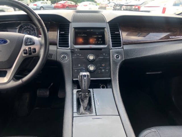 2015 Ford Taurus Limited