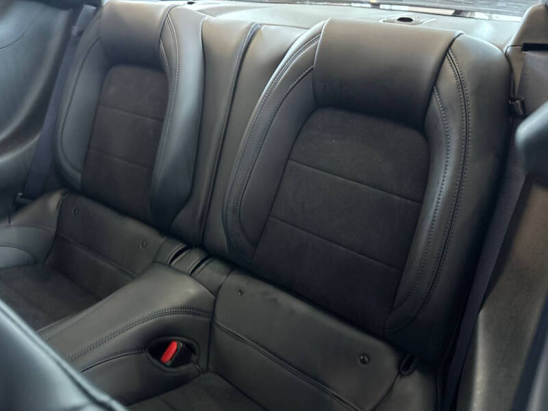 2025 Ford Mustang Dark Horse