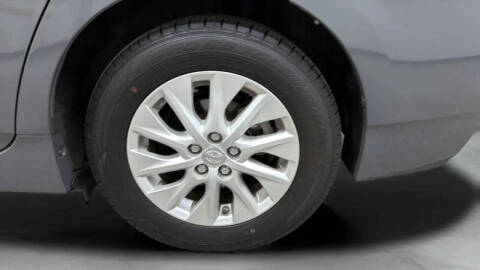 2014 Toyota Prius Plug-in Hybrid