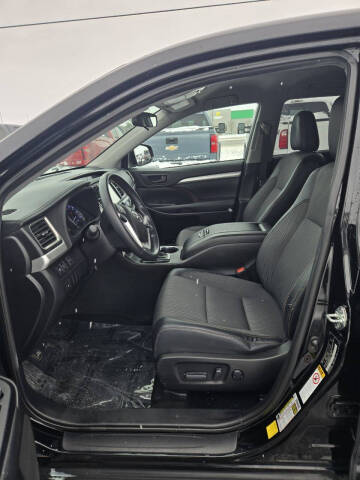 2019 Toyota Highlander LE Plus