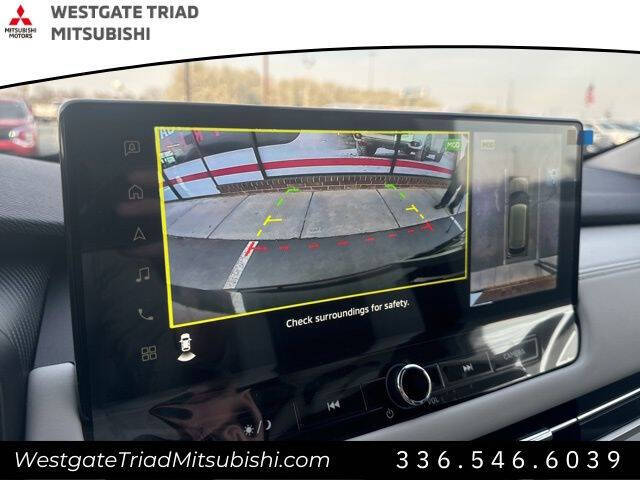 2025 Mitsubishi Outlander SE