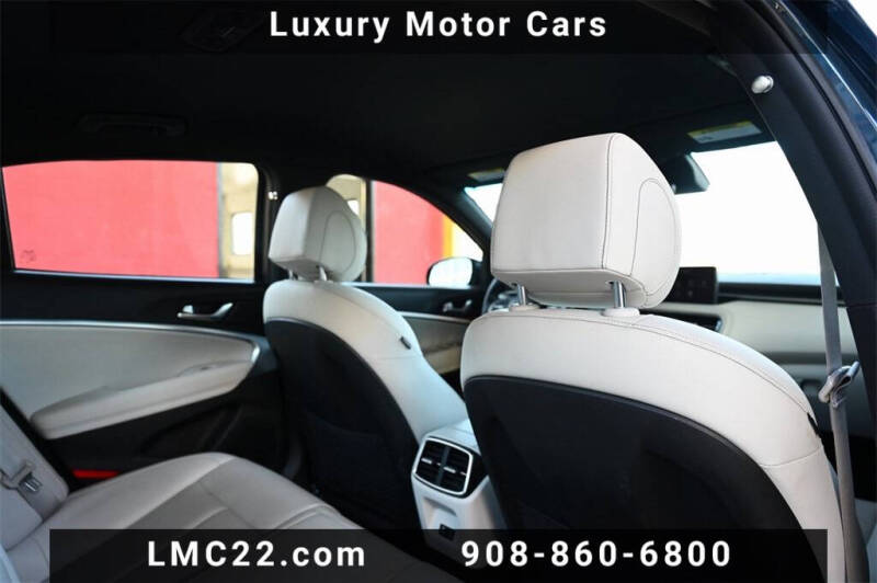 2024 Genesis G70