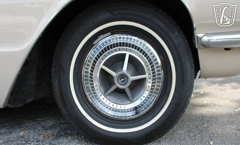 1966 Ford Thunderbird