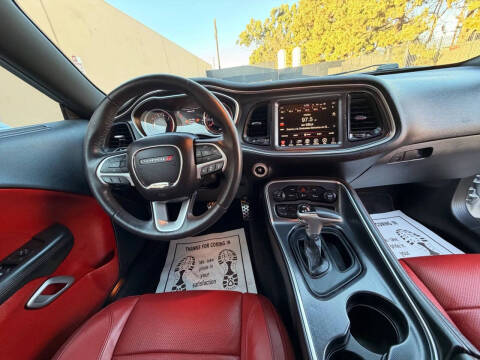 2015 Dodge Challenger