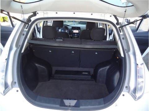 2016 Nissan LEAF