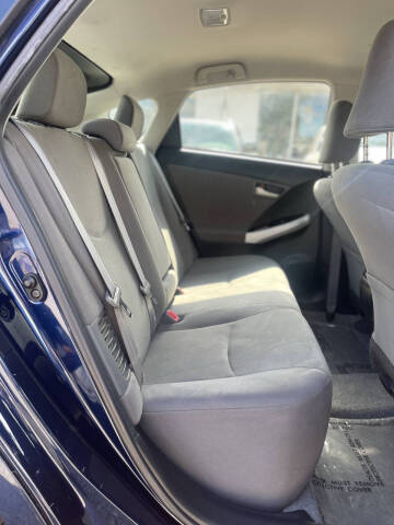 2014 Toyota Prius Two