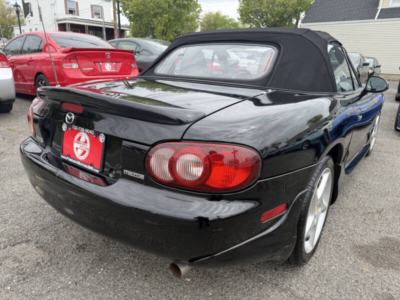 2003 Mazda MX-5 Miata LS
