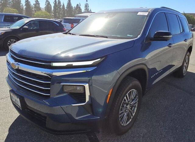 2024 Chevrolet Traverse LT