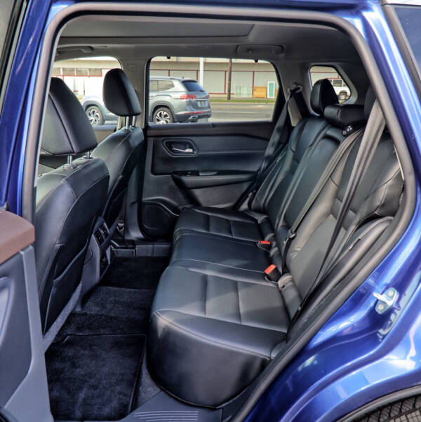 2022 Nissan Rogue SL