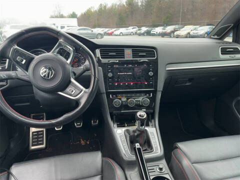 2021 Volkswagen Golf GTI Autobahn