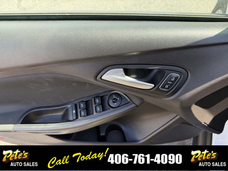 2017 Ford Focus SE