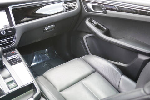 2023 Porsche Macan