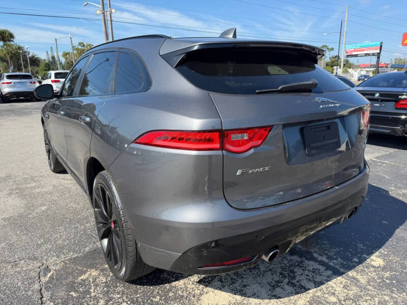 2019 Jaguar F-PACE S