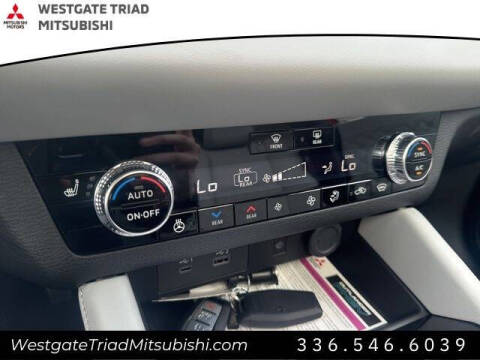 2025 Mitsubishi Outlander PHEV SEL