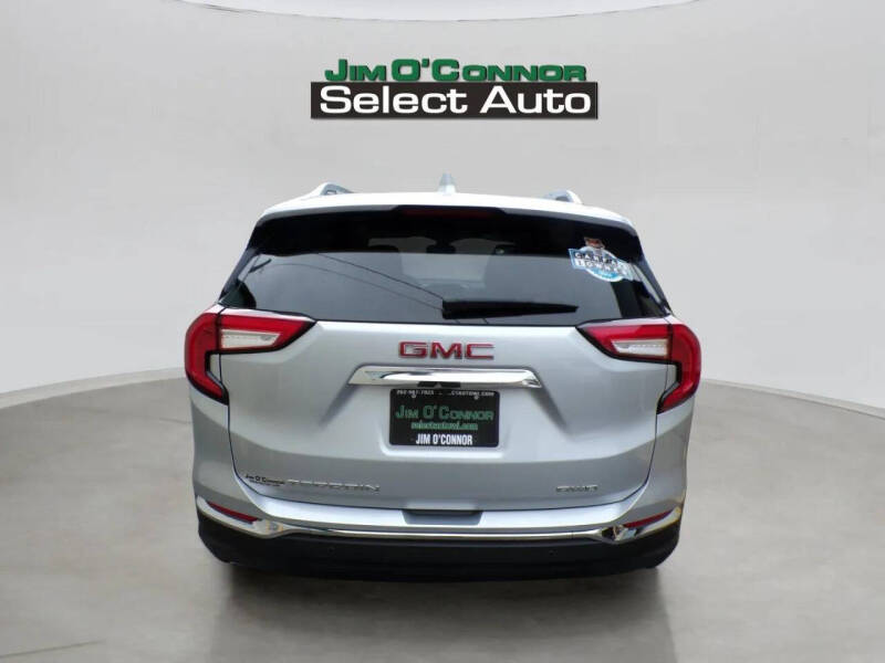2022 GMC Terrain SLT