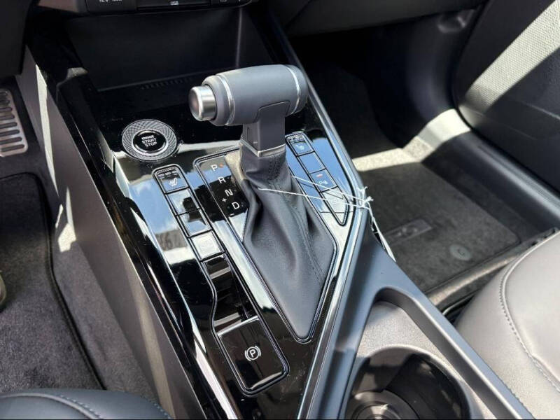 2025 Kia Niro EX Touring