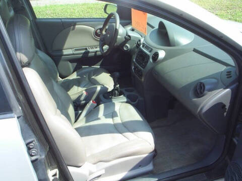 2004 Saturn Ion 2