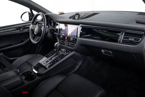 2023 Porsche Macan