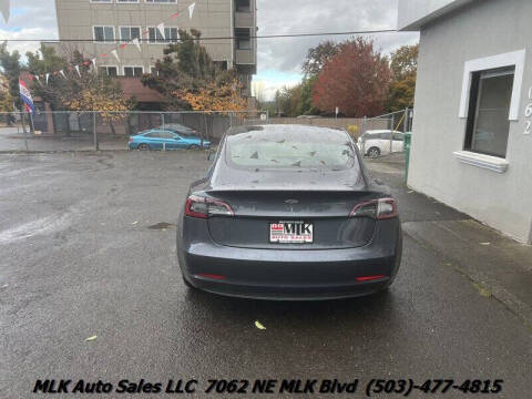 2019 Tesla Model 3 Standard Range Plus