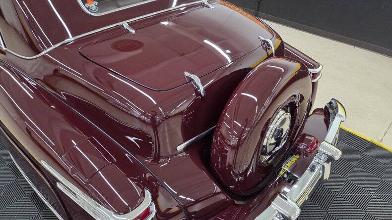 1947 Lincoln Continental