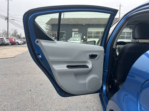 2014 Toyota Prius c Four