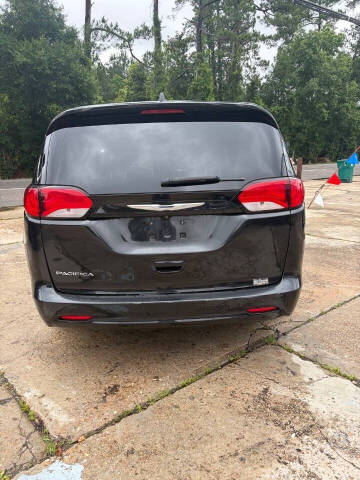 2017 Chrysler Pacifica Touring