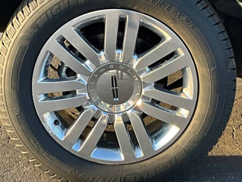 2011 Lincoln Navigator L