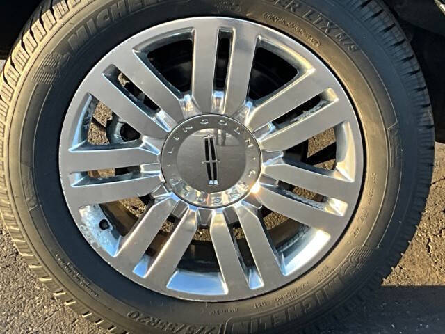 2011 Lincoln Navigator L
