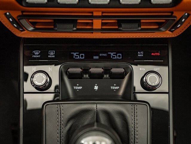 2024 Porsche 911 S/T