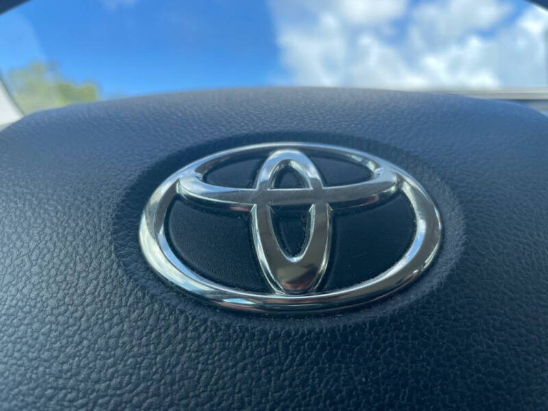 2015 Toyota Prius c One