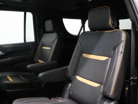 2023 GMC Yukon XL AT4