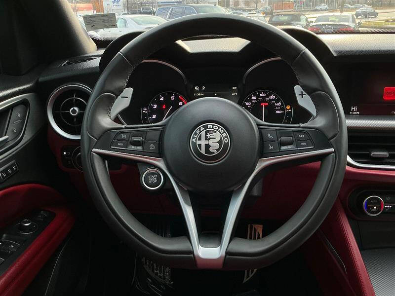 2019 Alfa Romeo Stelvio Ti Sport