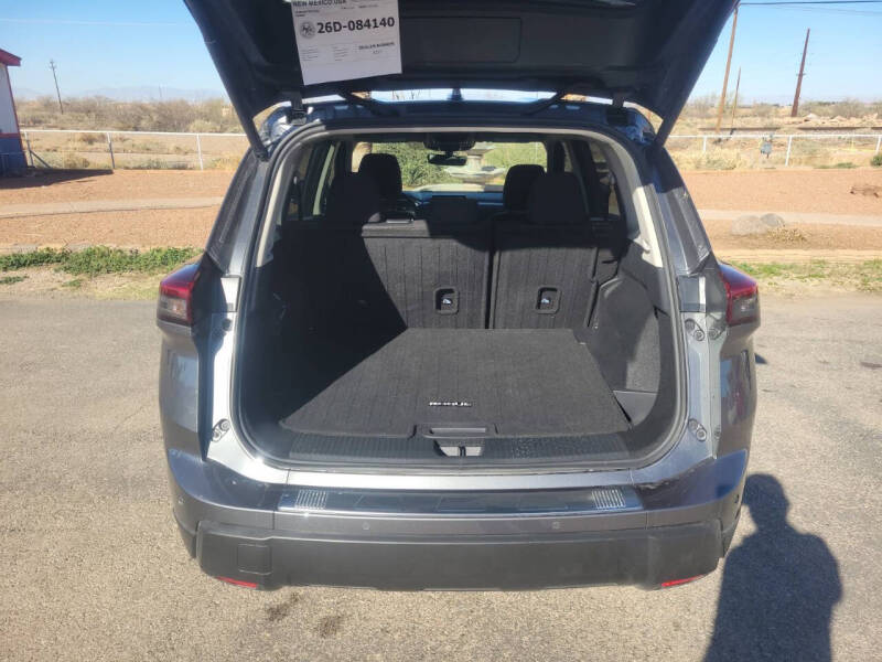 2026 Nissan Rogue SV