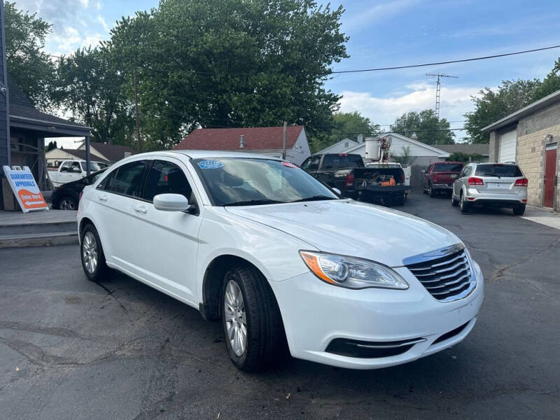 2014 Chrysler 200 LX