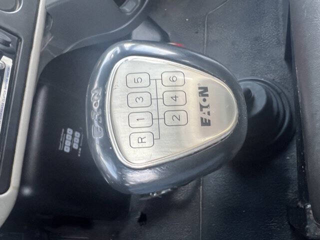 2018 International DuraStar 4300