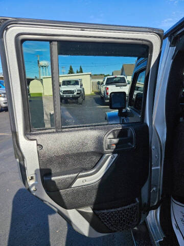 2016 Jeep Wrangler Unlimited Sahara