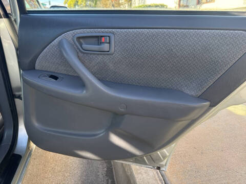 2000 Toyota Camry LE