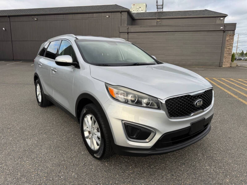 2016 Kia Sorento LX