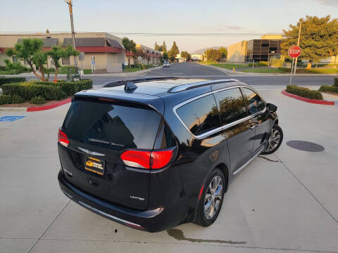 2017 Chrysler Pacifica Limited