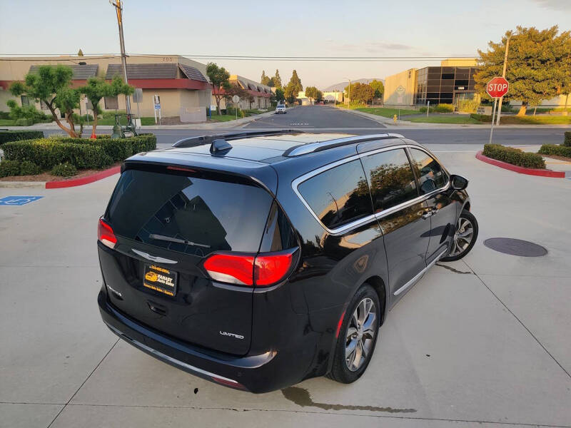 2017 Chrysler Pacifica Limited