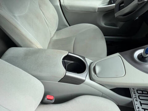 2014 Toyota Prius Two