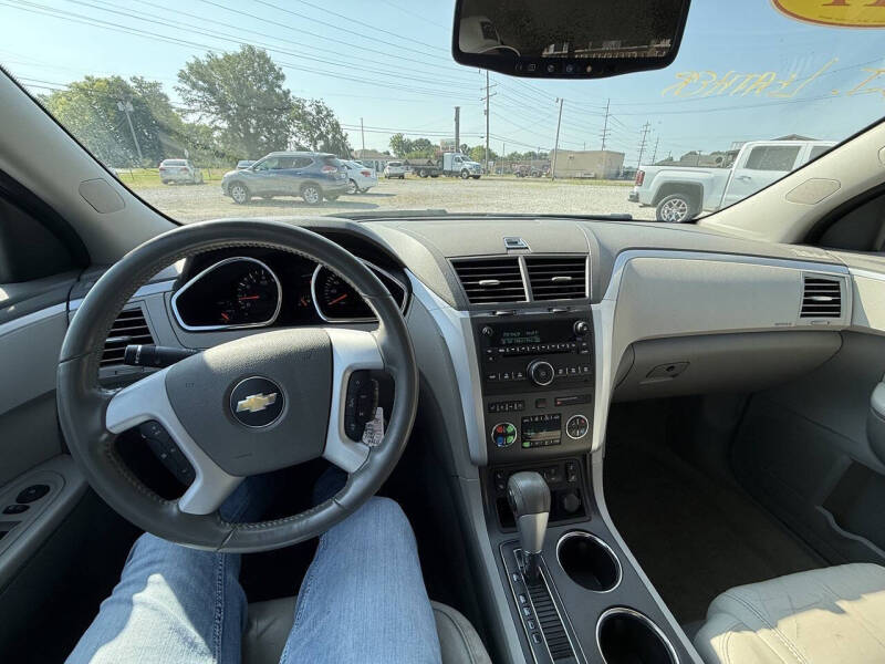 2011 Chevrolet Traverse LT