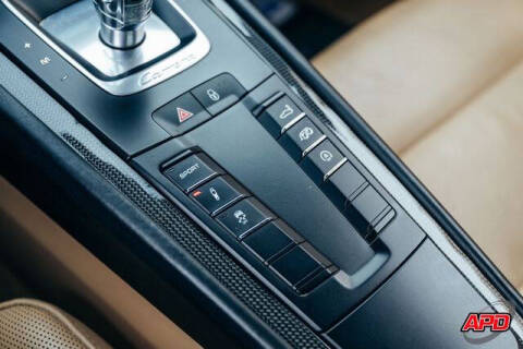 2015 Porsche 911 Carrera 4S